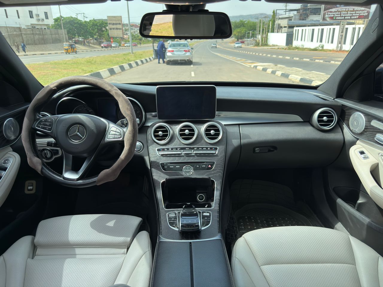 
								2015 MERCEDES BENZ C300 full									