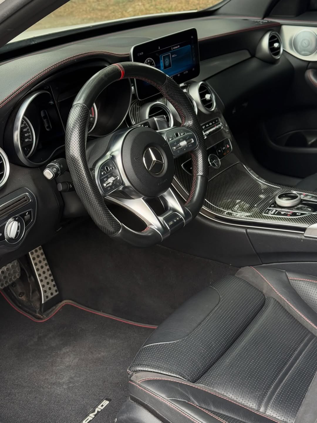
								MERCEDES BENZ C43 AMG 2019 MODEL full									