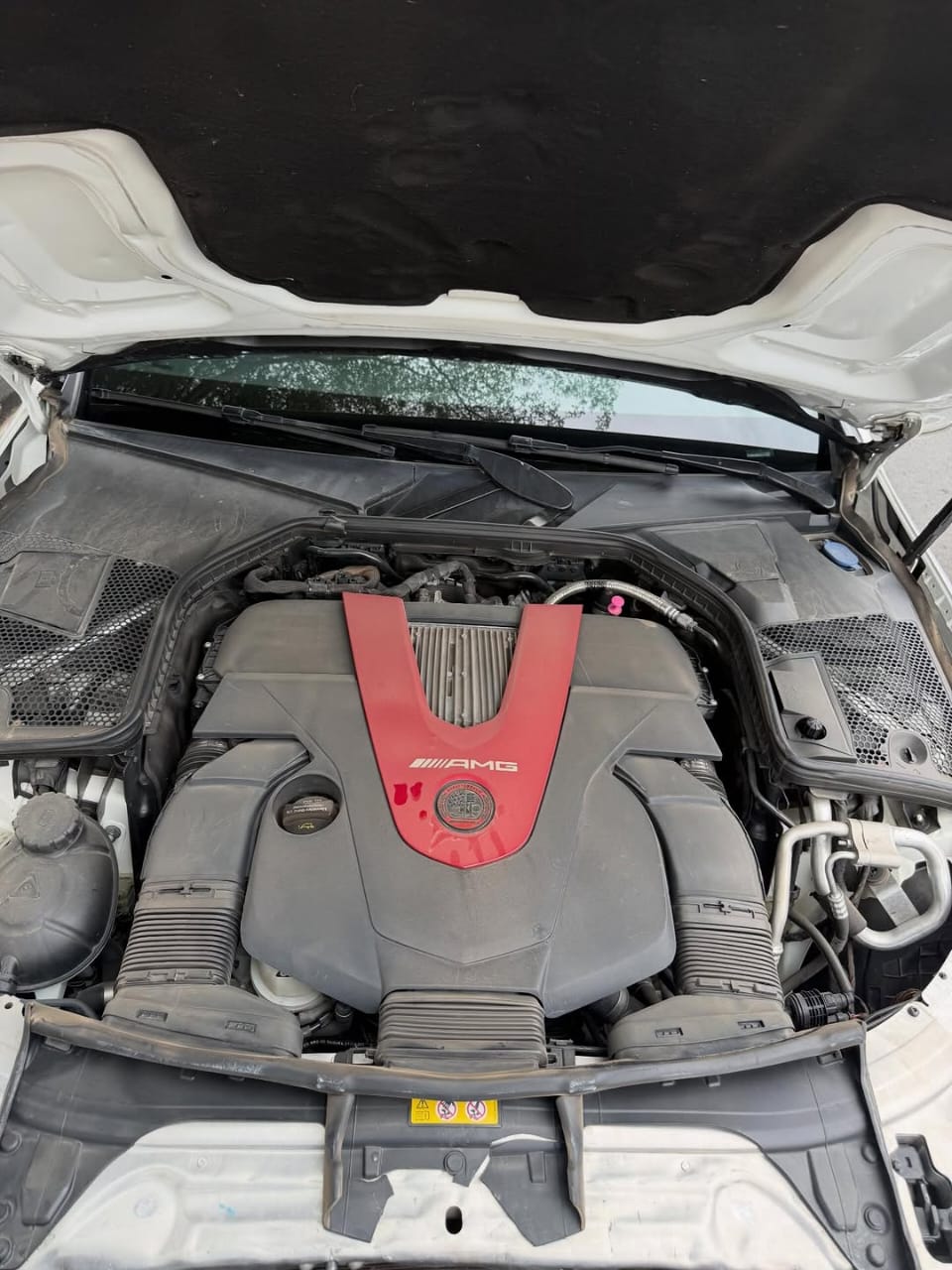 
								MERCEDES BENZ C43 AMG 2019 MODEL full									
