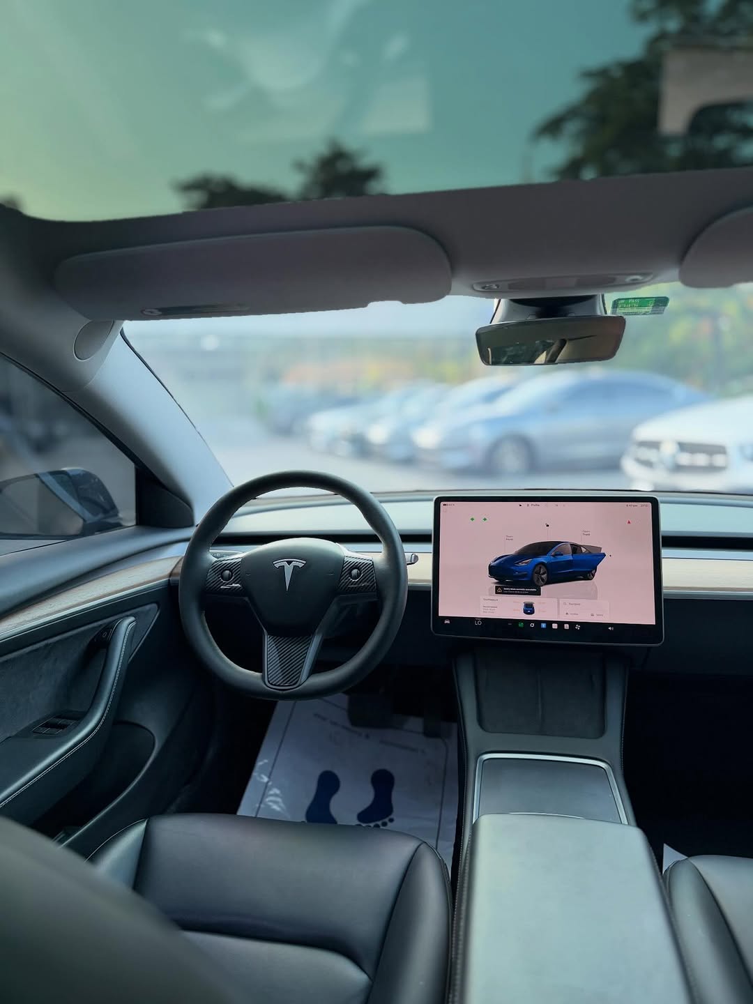 
								TESLA MODEL 3 2023 MODEL full									