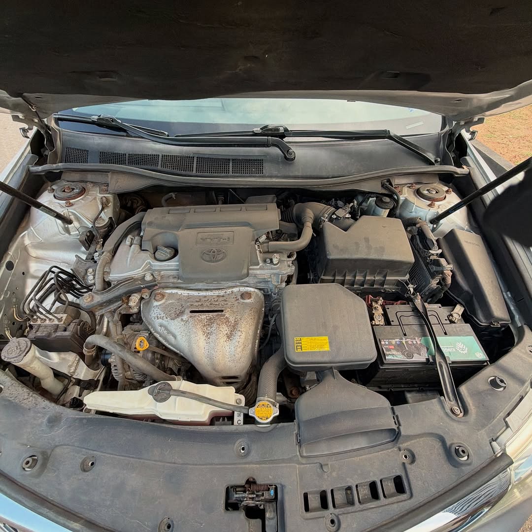 
								TOYOTA CAMRY XLE V4 2013 full									