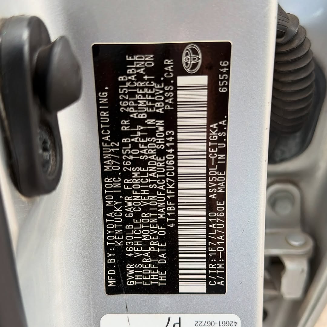 
								TOYOTA CAMRY XLE V4 2013 full									