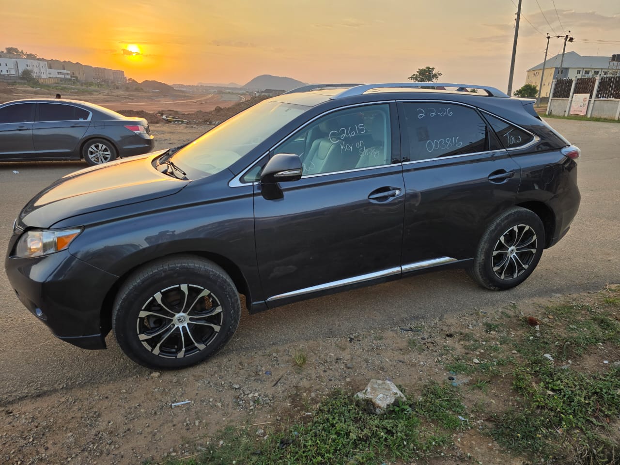 
								Lexus RX350 2010 full									