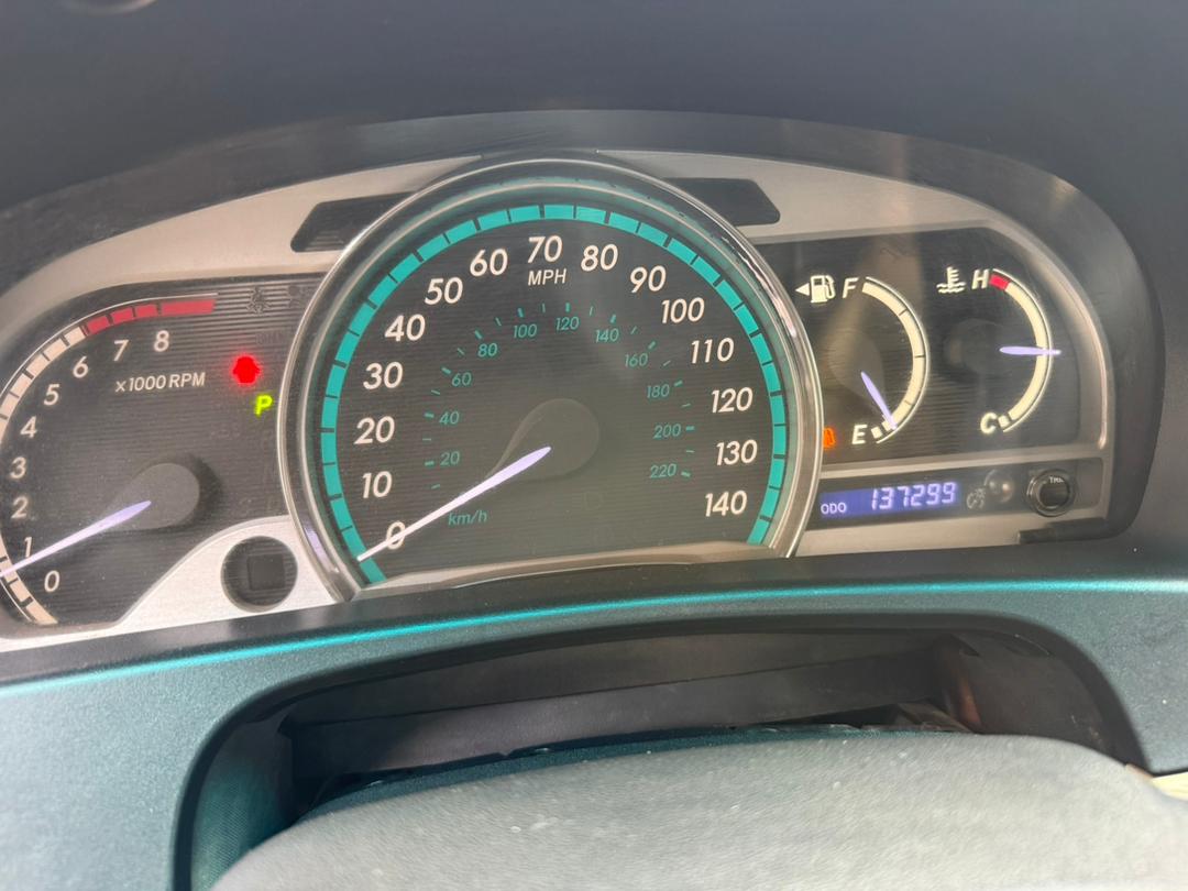 
								TOYOTA VENZA full									