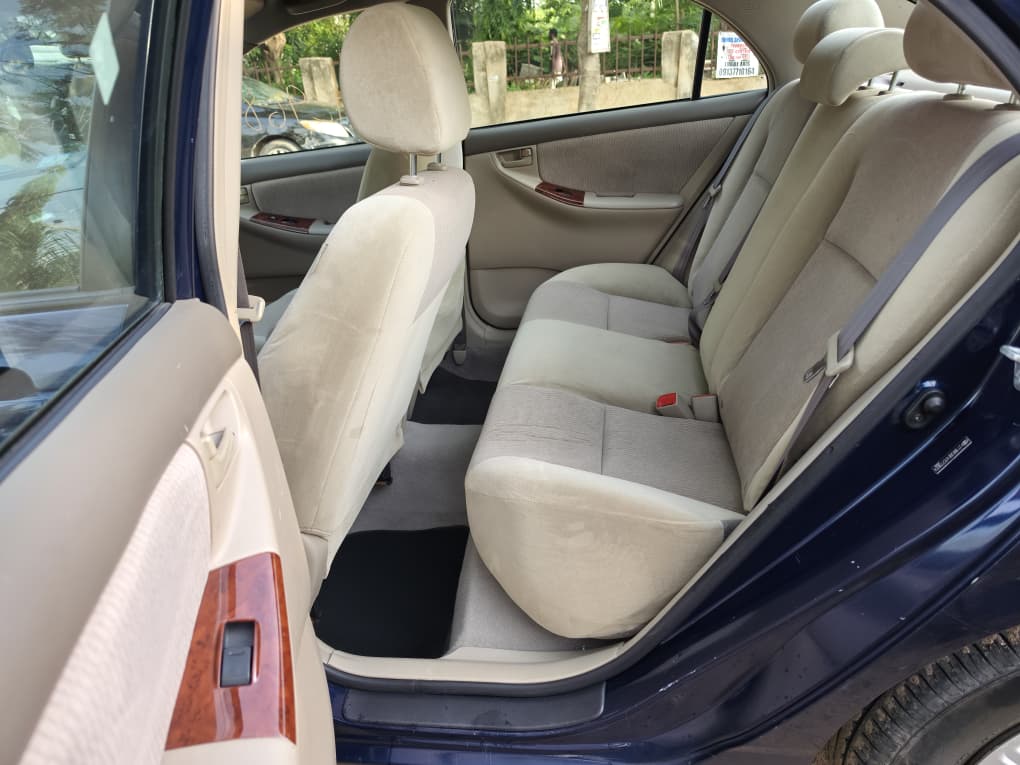 
								2007 Toyota corolla LE full									