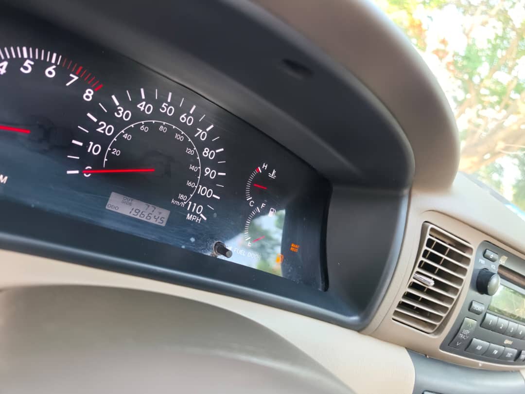 
								2007 Toyota corolla LE full									