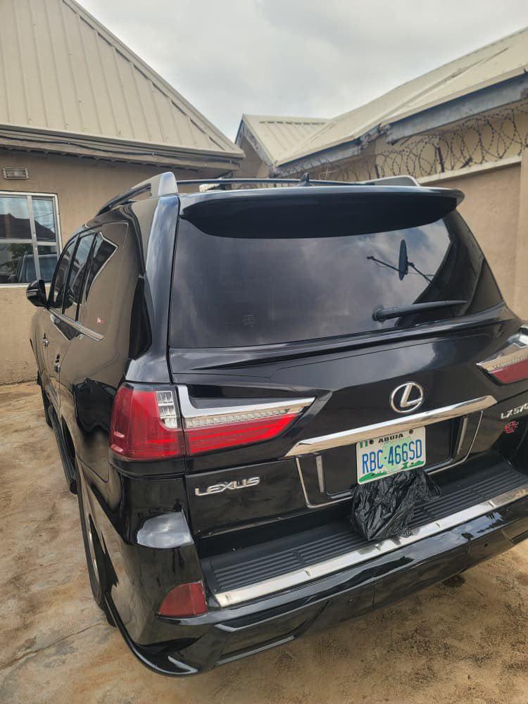 
								2014 Lx570 full									