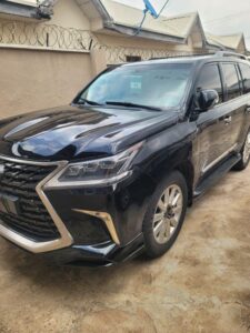 2014 Lx570