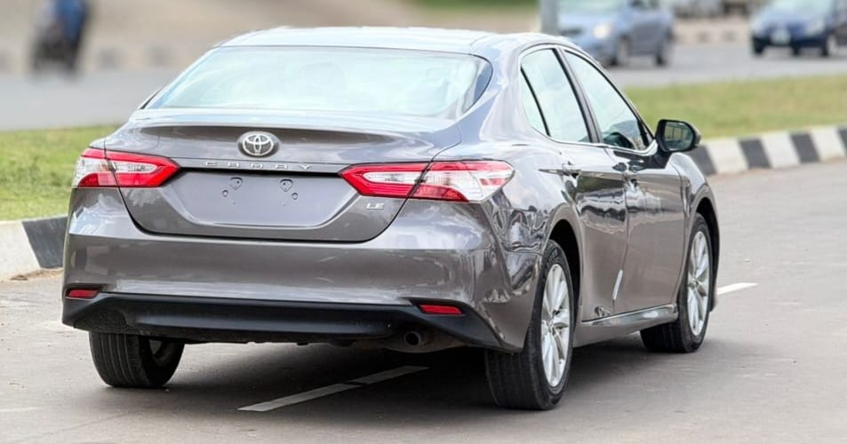 
								FOREIGN USED 2018 TOYOTA CAMRY LE V4 full									