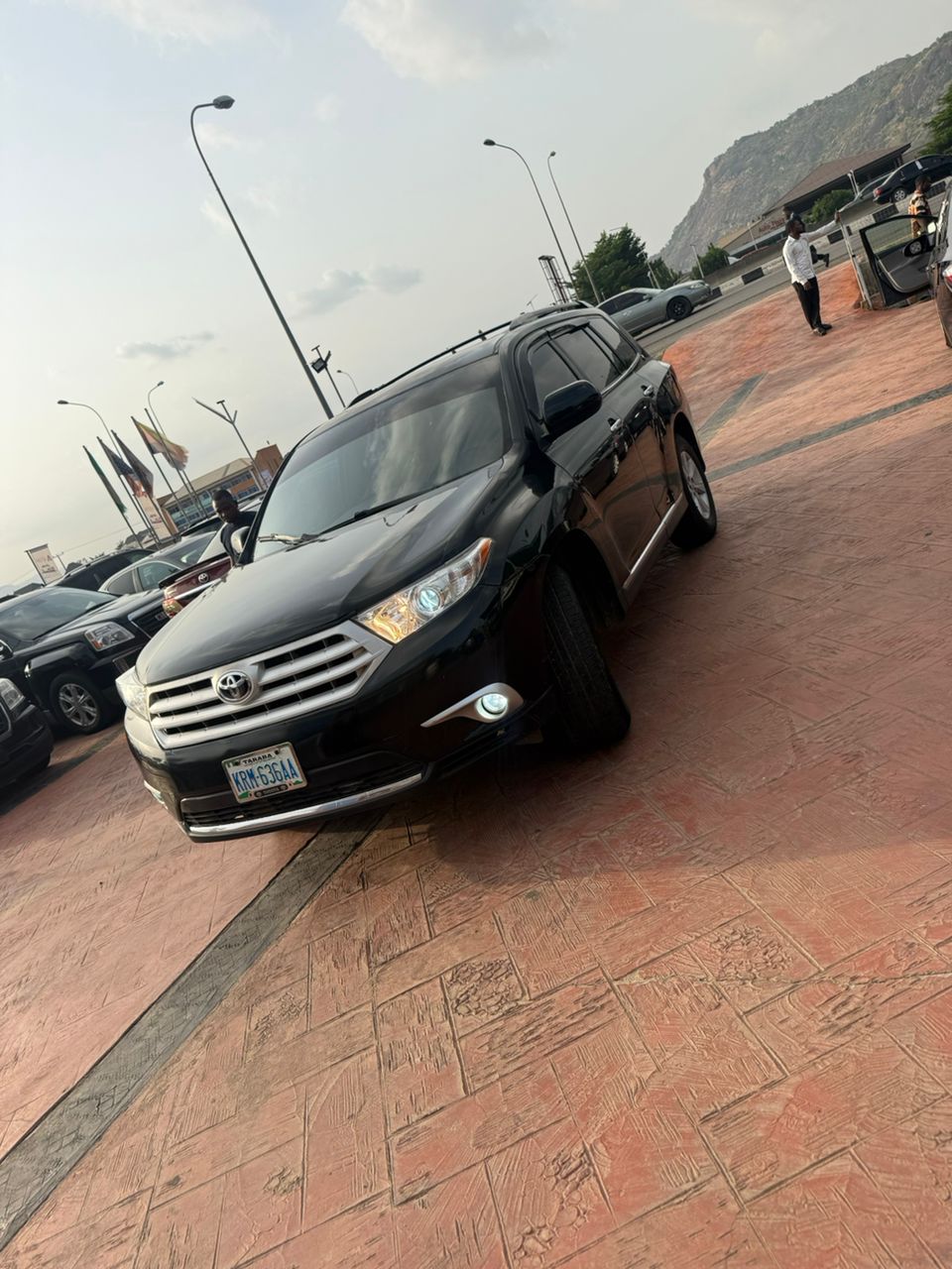 
								Belgium escape Toyota highlander 2011 full									