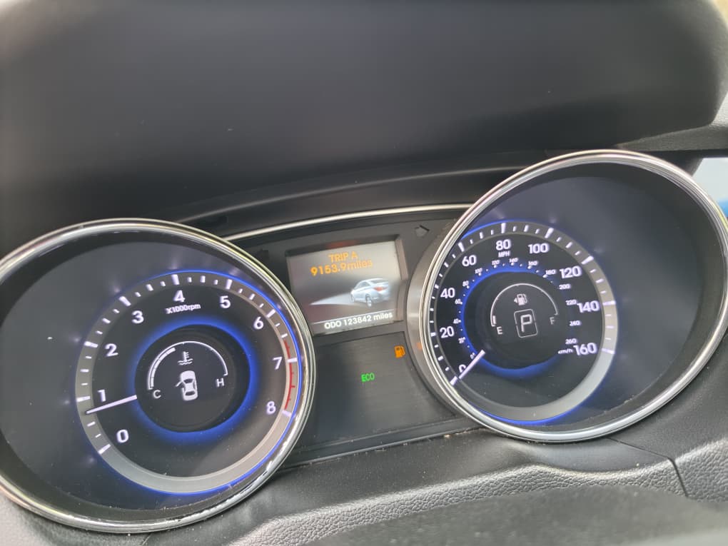 
								Foreign used 2014 Hyundai Sonata full									