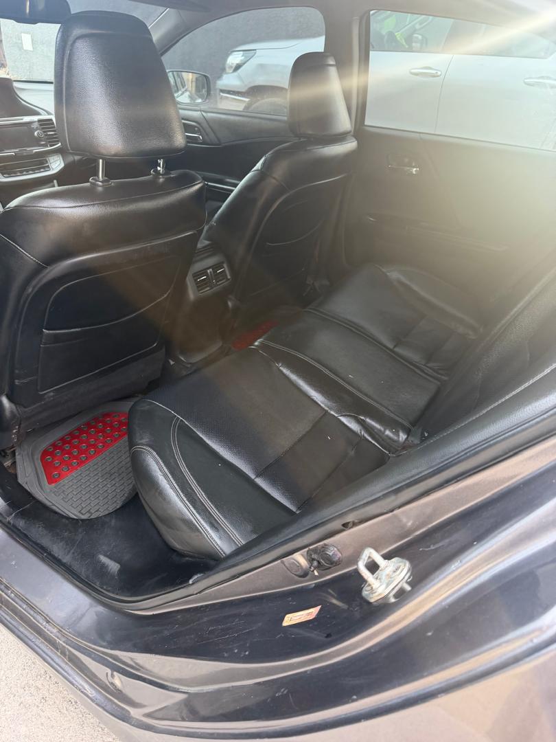 
								2014 Honda Accord full									