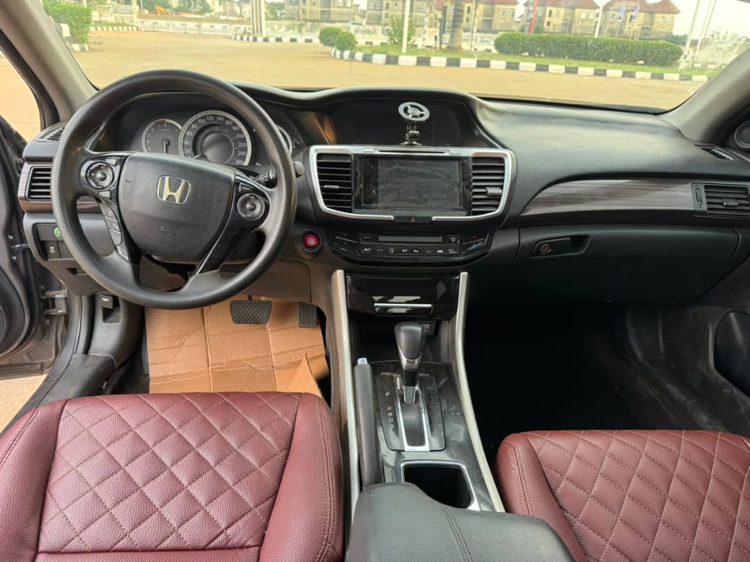 
								2016 Honda accord full									