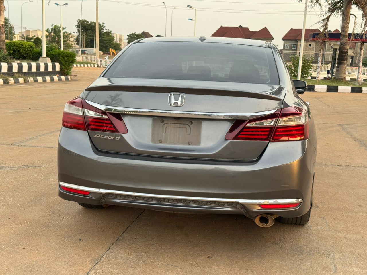
								2016 Honda accord full									