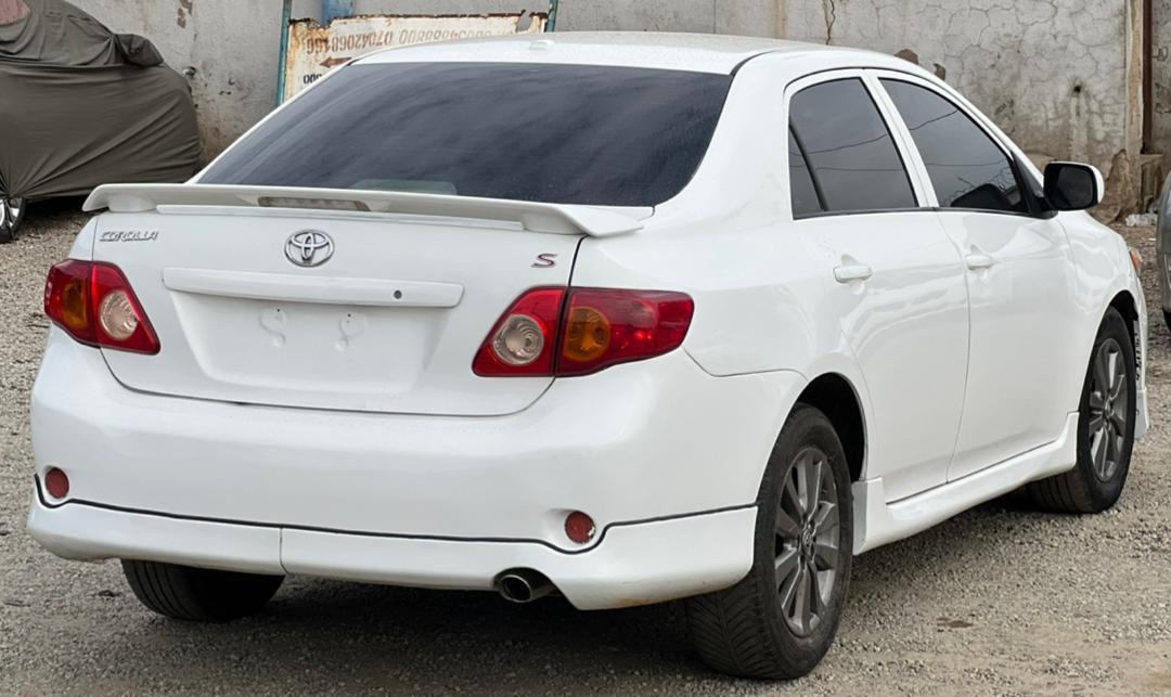 
								A super clean Nigerian used   Toyota Corolla   2009 model   chilling, Ac Condition Zero fault Location Abuja  Price 7.2M full									