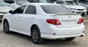 A super clean Nigerian used   Toyota Corolla   2009 model   chilling, Ac Condition Zero fault Location Abuja  Price 7.2M