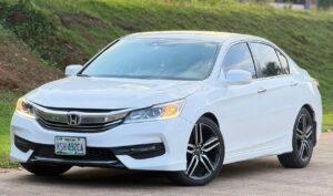 QUICK DEAL‼️ CleaNesT ReGisTeReD 2014 HONDA ACCORD EX-L Available In ExCeLLenT ConDiTioN…SharP Asf, Keyless, Sunroof, Double screen, Side mirror effect, V6 engine WiTh DuTy Going for Just 10m OnLy   AbuJa LoKaTioN📍