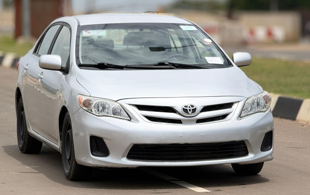
								FOREIGN USED 2012 TOYOTA COROLLA LE NOTHING TO FIX WITH ORIGINAL CUSTOM DUTY FULLY PAID GOING FOR 11.5M ABUJA DEAL full									