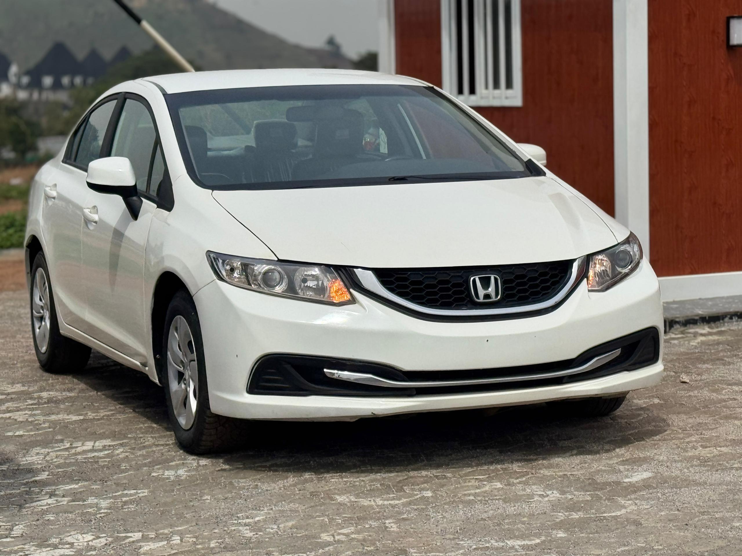 
								DIRECT BELGIUM 🇧🇪 SNOW WHITE  ❄️ 2015/2016 HONDA CIVIC 〽️ CAR IS VERY CLEAN WITH NO ACCIDENT HISTORY AND COMES WITH GENUINE 2026 CUSTOMS DUTY 📑 _Price💰13.000.000 Million Only_ full									