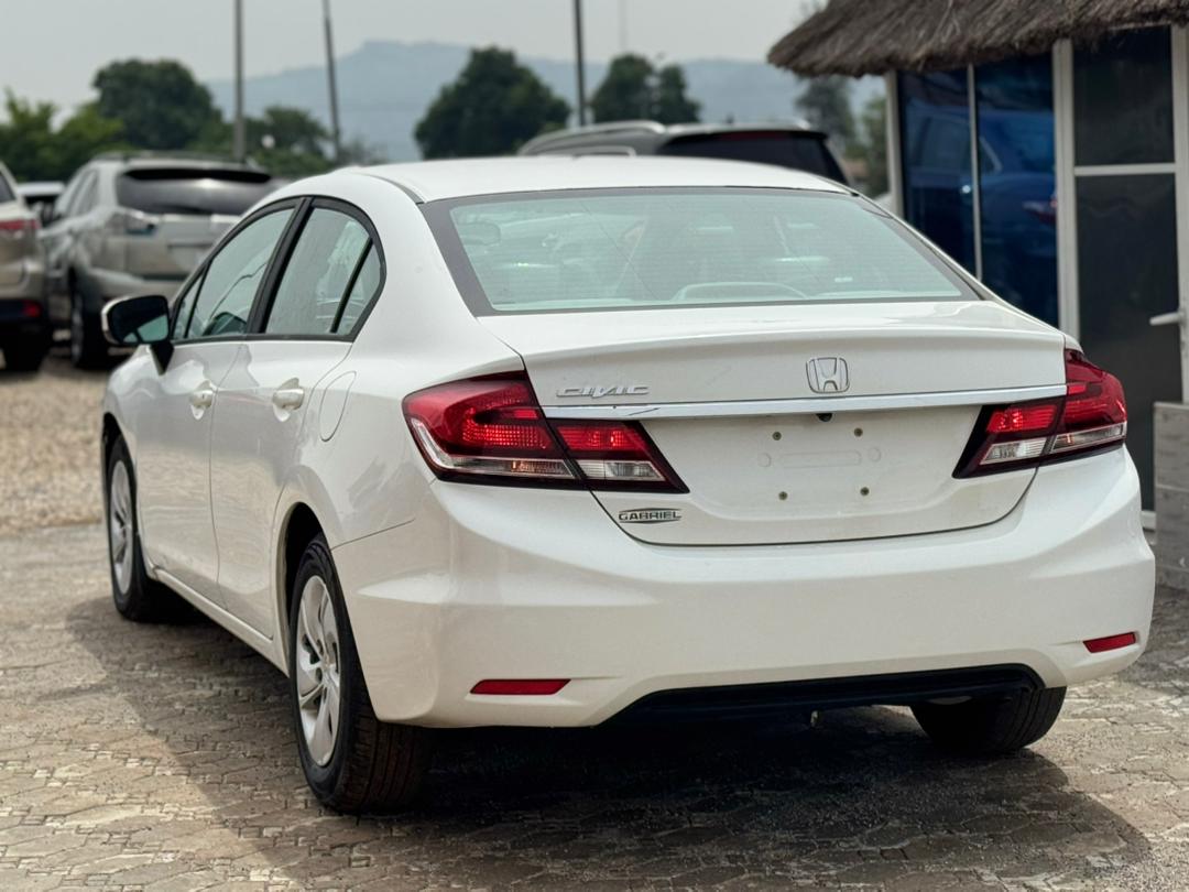 
								DIRECT BELGIUM 🇧🇪 SNOW WHITE  ❄️ 2015/2016 HONDA CIVIC 〽️ CAR IS VERY CLEAN WITH NO ACCIDENT HISTORY AND COMES WITH GENUINE 2026 CUSTOMS DUTY 📑 _Price💰13.000.000 Million Only_ full									
