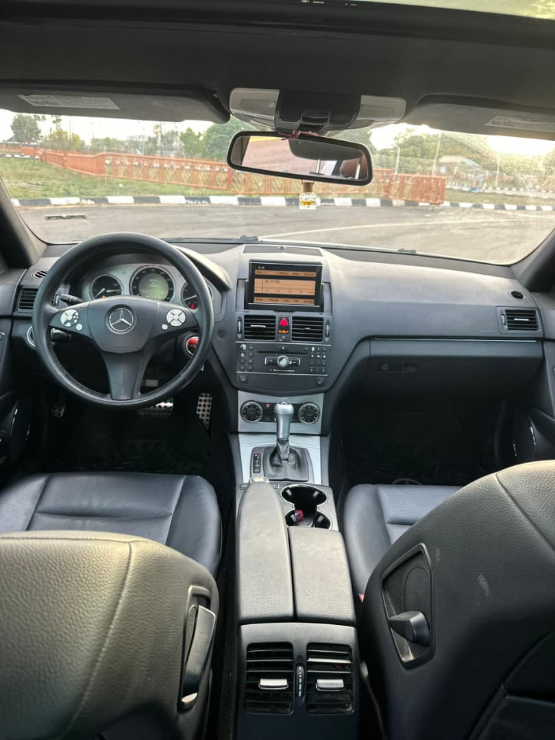
								Giveaway Deal‼️‼️‼️ (160K Mileage) Grade A Carefully Used 2011/12 Mbenz C300 car is in pristine condition buy and drive (Key Entry & Sunroof) with duty going for just 6.7m Net with our sambo with me Lugbe Abuja📍 ZERO CHAIN DEAL full									