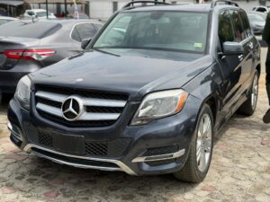 EXTREMELY CLEAN 2013 MERCEDES-BENZ GLK Everything working perfectly well. Buy and drive, nothing to fix.