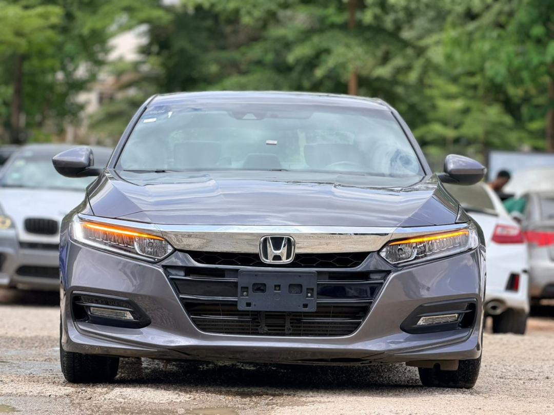 
								Sharp Distress foreign used Honda accord 2020 for 17.5m Abuja full									