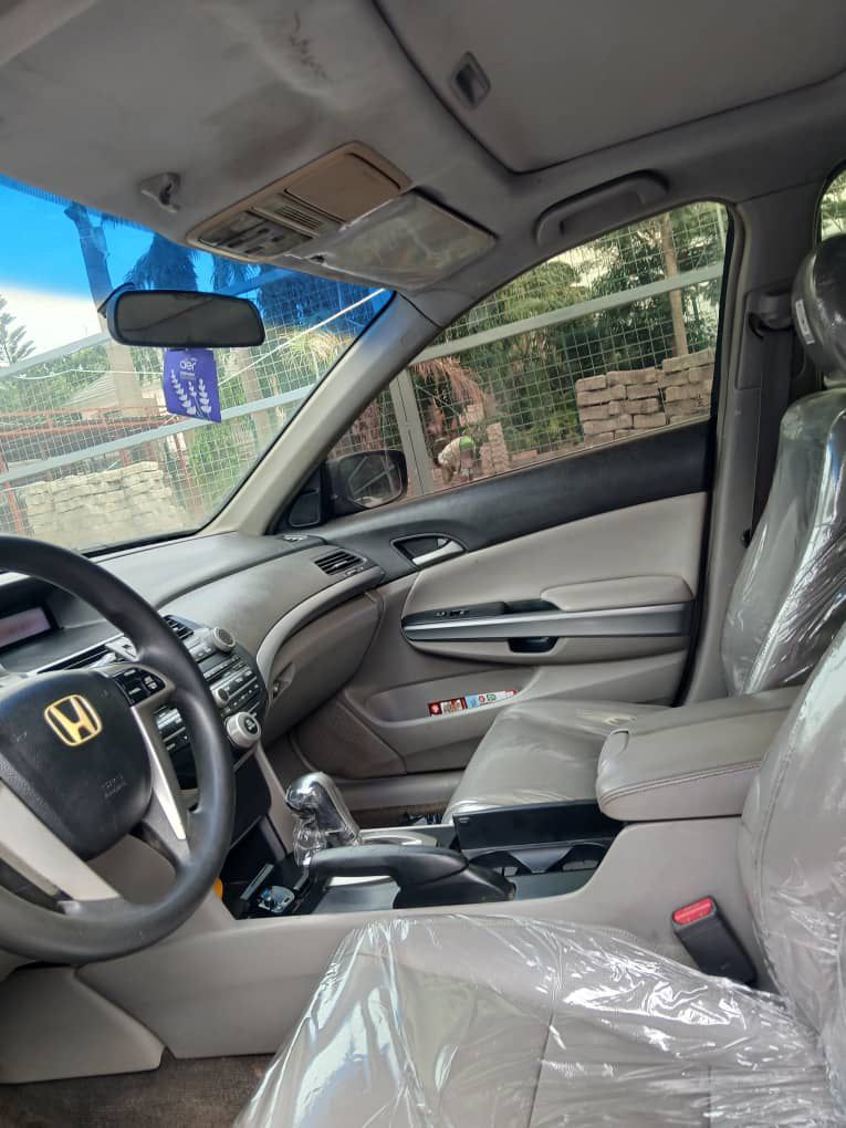 
								Extremely Clean used Honda Accord 2008 EX for just 5.8m Abuja S. Hilux full									