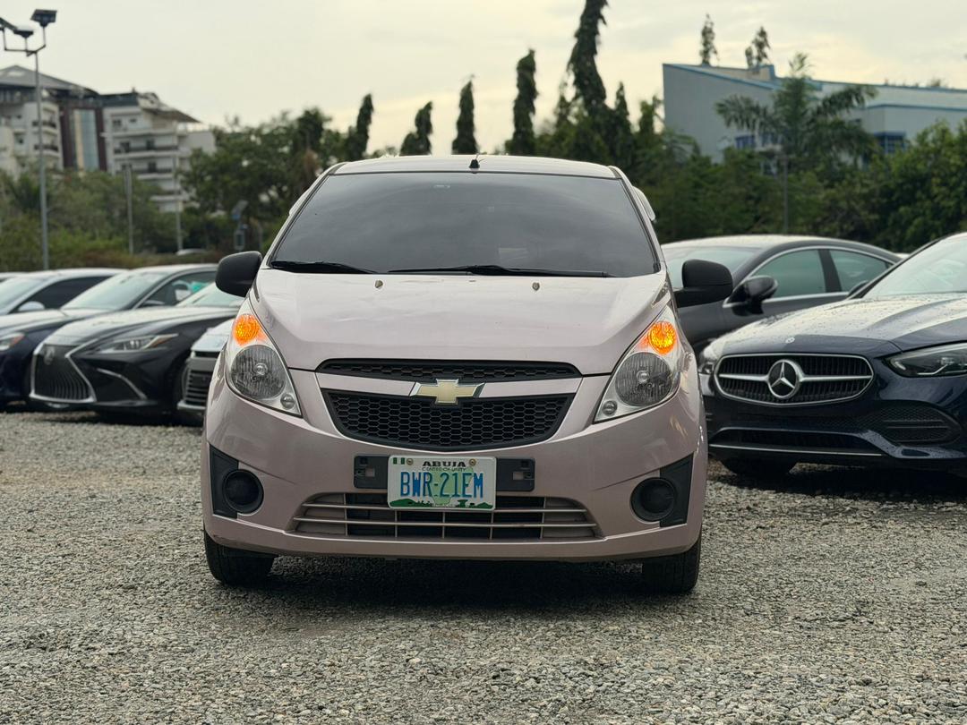 
								On Distress few months used Chevrolet spark  2011 for 5.8m Abuja full									