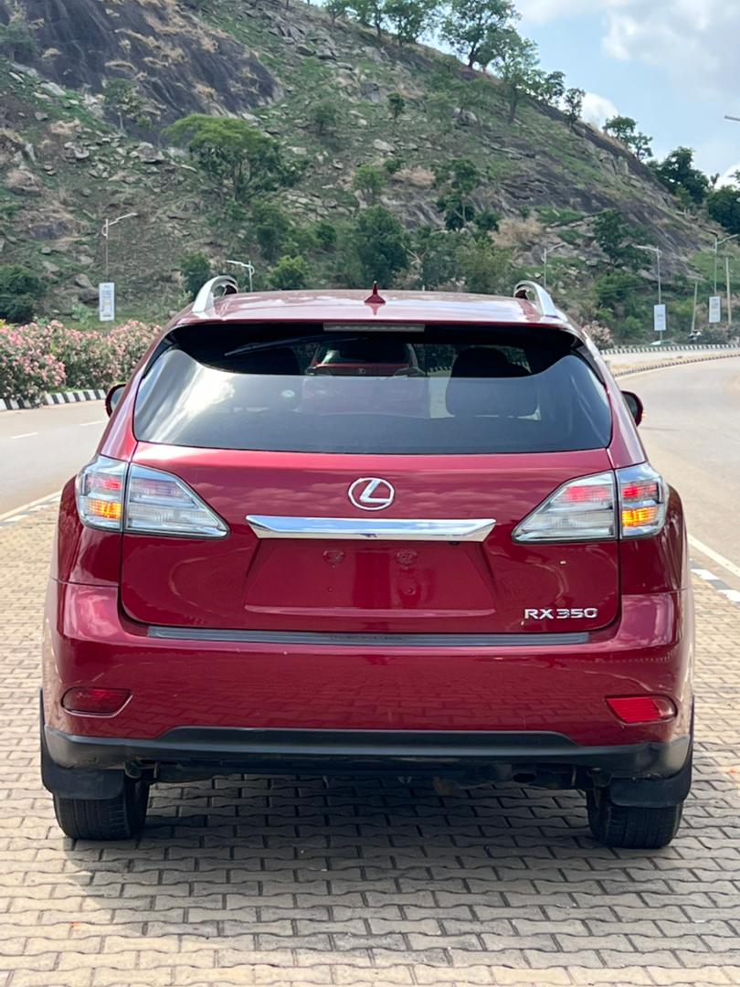 
								BELGIUM ESCAPED LEXUS RX350 2015 MODEL JUST LIKE BELGIUM 🇧🇪 UNTOUCHED ENGINE AND GEAR ⚙️ INDOMI INTACT GOING FOR 17M ABUJA DEAL full									