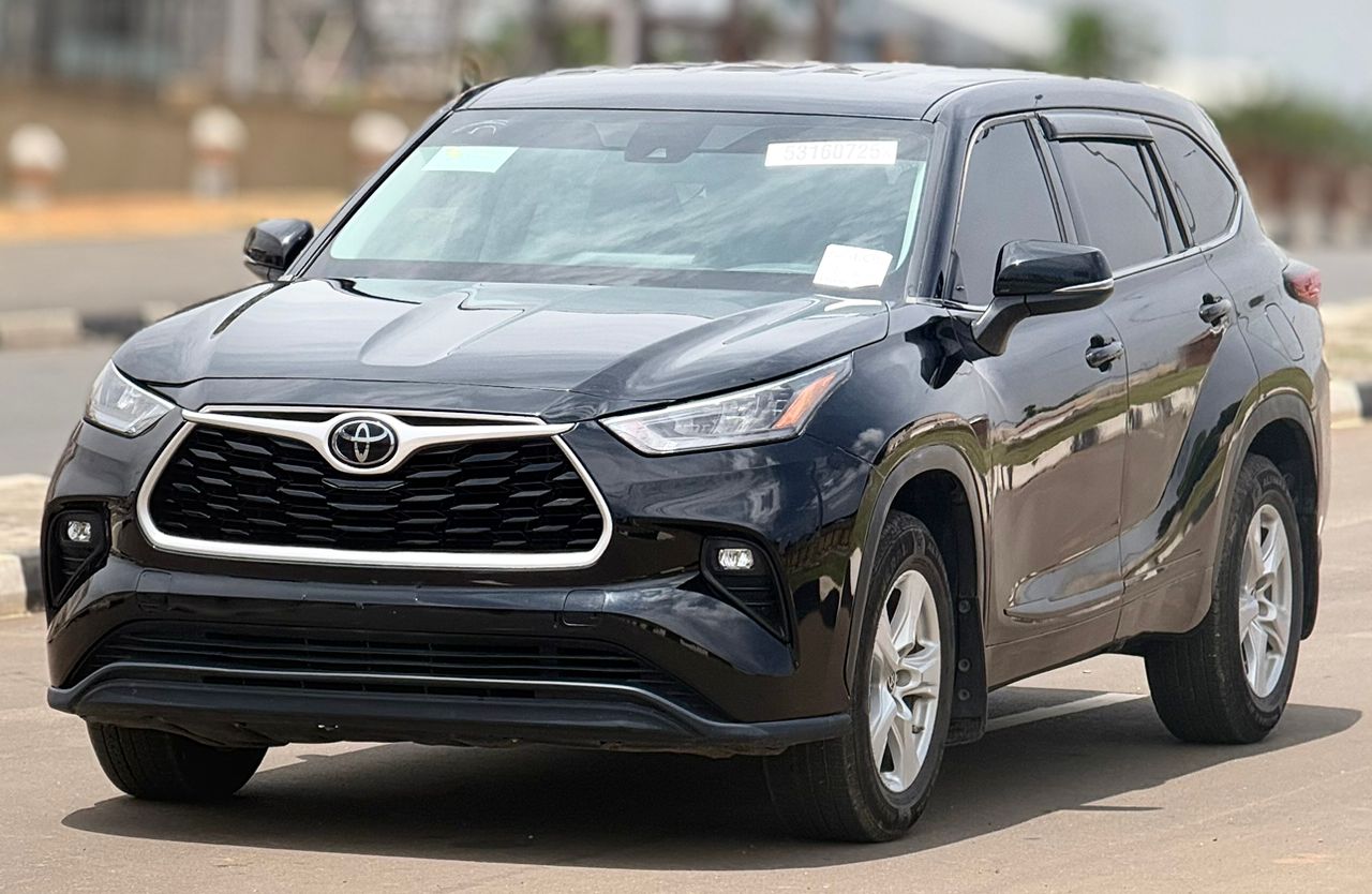 
								FOREIGN USED 2021 TOYOTA HIGHLANDER IN PREMIUM CONDITION, UNTOUCHED SYSTEM, ACCIDENT FREE WITH ORIGINAL CUSTOM DUTY full									
