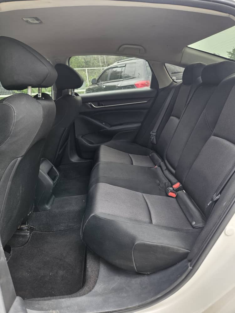
								Honda accord 2018 model available for inspection and payment going for 17m only accident free full									