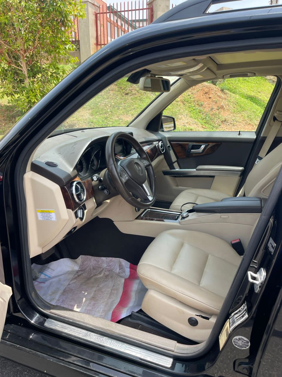 
								2013 Distress  Direct Belgium  Glk350  2026 entry  18.7M full									
