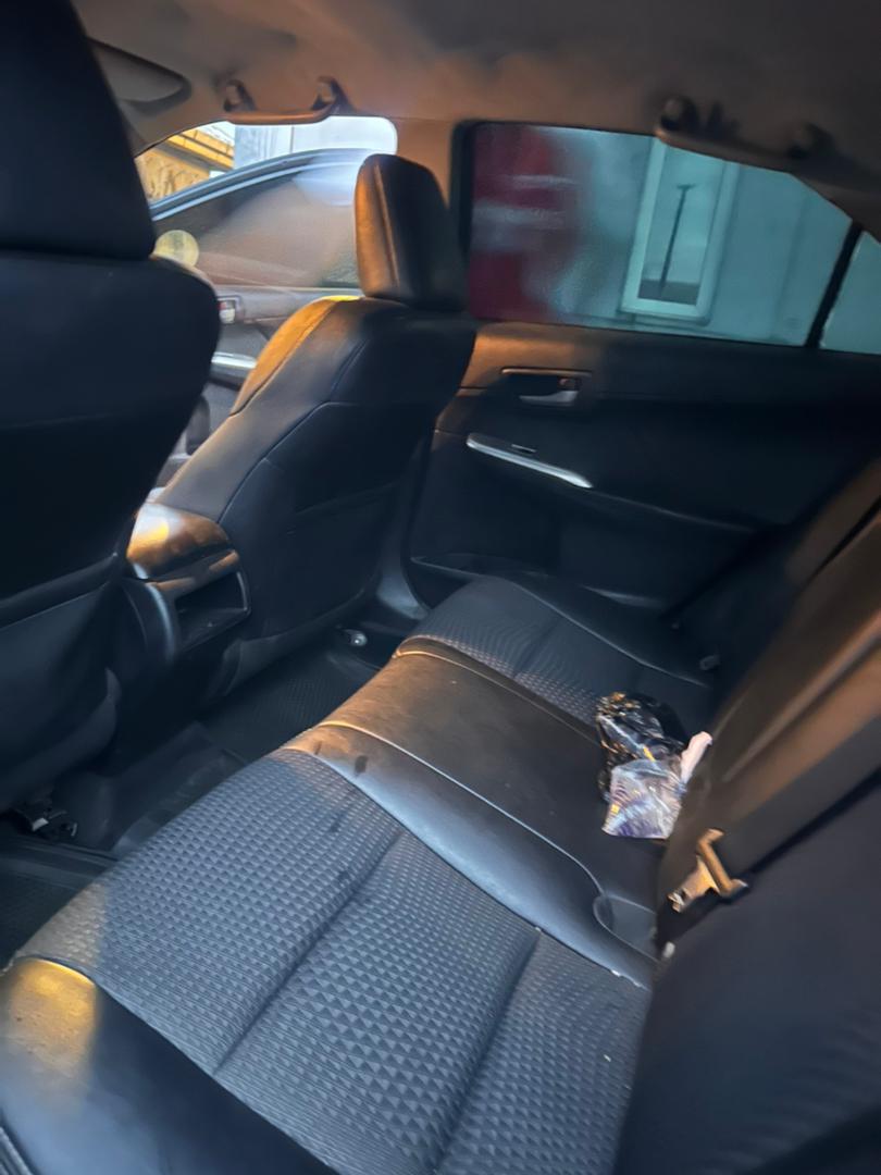
								Distress! Distress!! 2013 Camry  UNTEMPERD ENGINE AND GEAR.. 7.3M full									