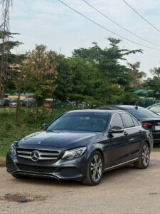 EXTREMELY SHARP 2015 MERCEDES BENZ C300 ⚡⚡ UNTAMPARED ENGINE AND GEAR FULL PANORAMIC ROOF & KEYLESS ENTRY  WITH PROPER DOCUMENTATION  PRICE:14,999,999 📍ABUJA