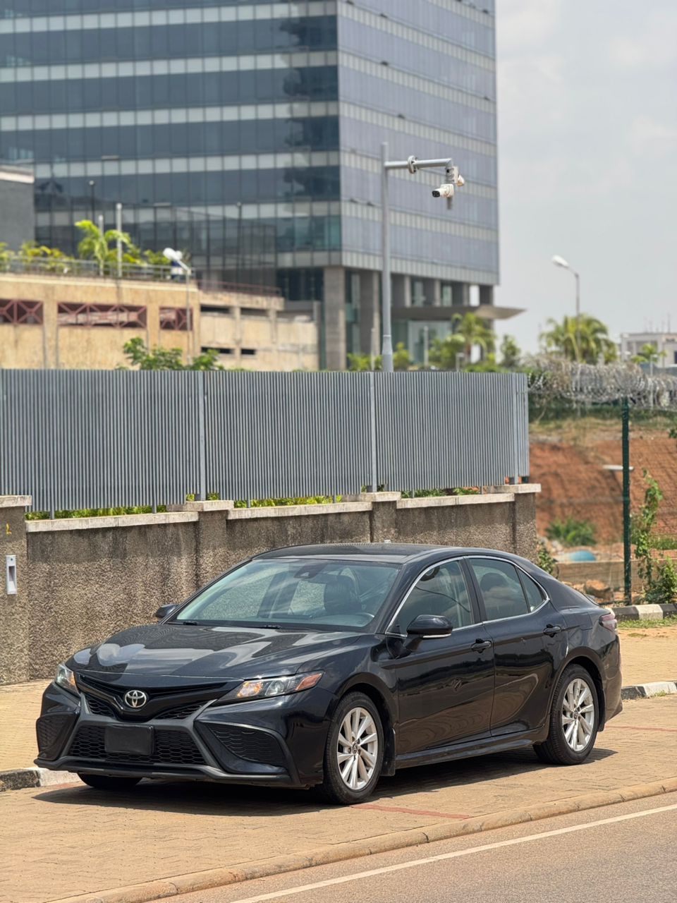 
								Extremely clean Direct Belgium Toyota camry SE 2021 model with untermperd system  27m money needed today full									