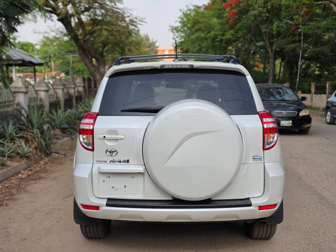 
								Just In: 2010 Toyota RAV4 limited  With face of 2012 model V6 engine  Full option Accident free  Keyless Sunroof April 2026 duty Brand new Tyres  Price 13.5m full									