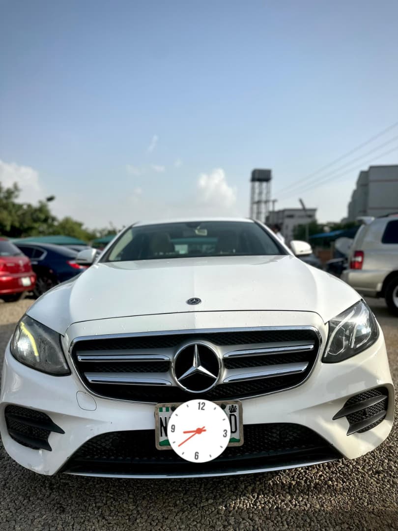 
								Giveaway Deal‼️‼️‼️ (135K Mileage) Carefully Used 2017/18 Mbenz E300 car is in pristine condition fullest option (Keyless Kick Trunk & Open Roof) with original duty going for just 22.5M LAST TO MY POCKET NON NEGOTIABLE WITH 500K SAMBO with me (Moveable) Abuja📍 ZERO CHAIN DEAL full									