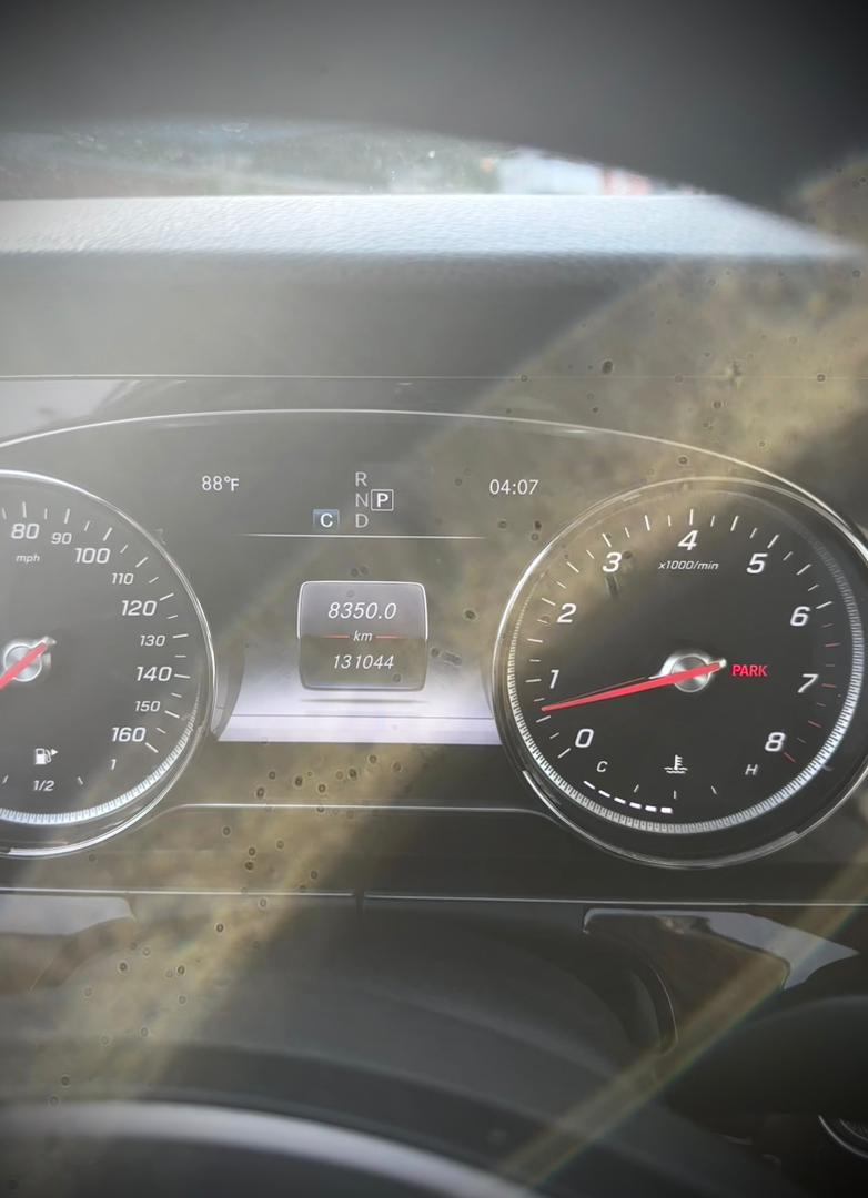 
								Giveaway Deal‼️‼️‼️ (135K Mileage) Carefully Used 2017/18 Mbenz E300 car is in pristine condition fullest option (Keyless Kick Trunk & Open Roof) with original duty going for just 22.5M LAST TO MY POCKET NON NEGOTIABLE WITH 500K SAMBO with me (Moveable) Abuja📍 ZERO CHAIN DEAL full									