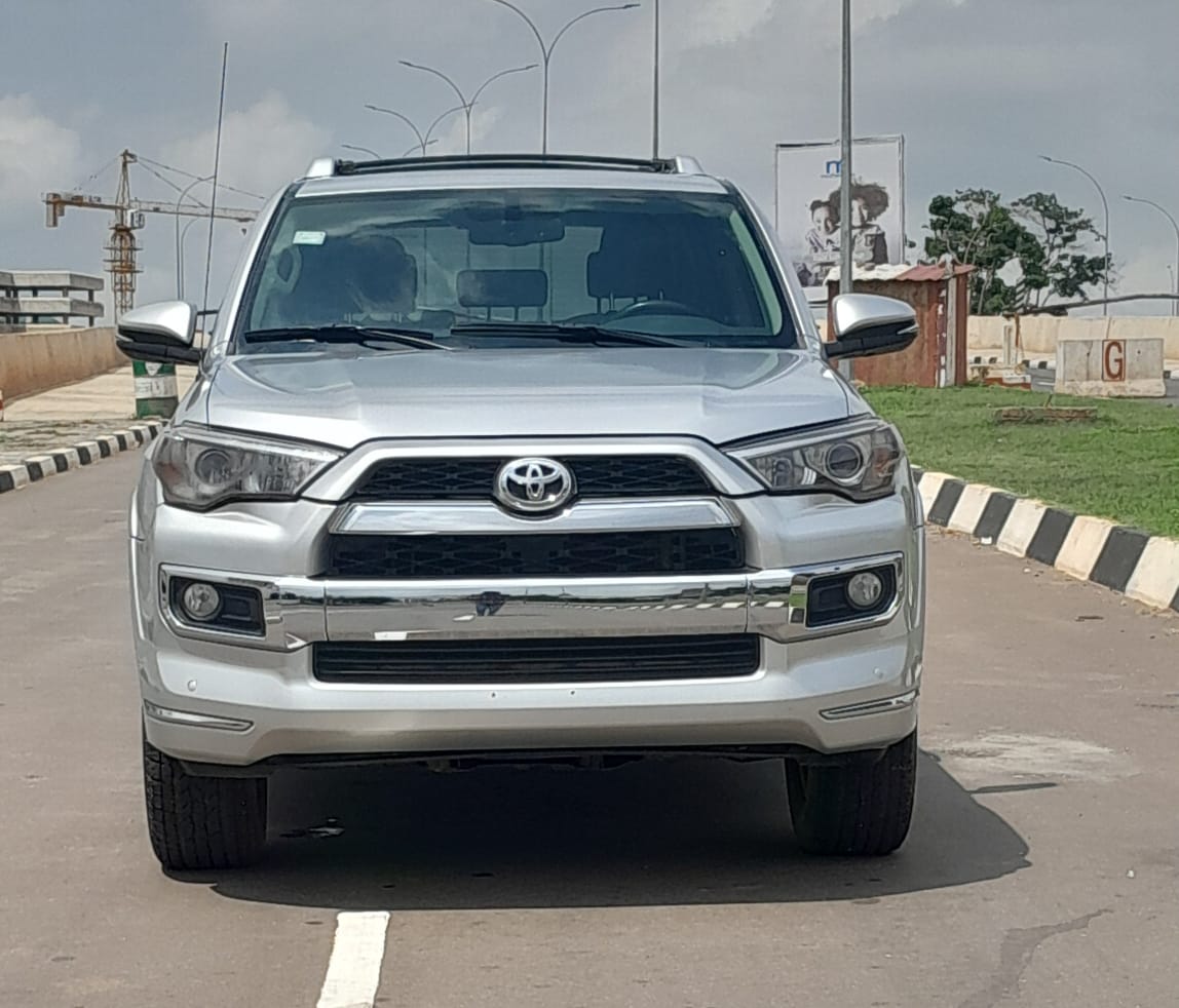 
								FOREIGN STANDARD BOUGHT BRAND NEW 2010 TOYOTA 4RUNNER WITH ORIGINAL CUSTOM DUTY FULLY PAID GOING FOR 20.5M ABUJA DEAL. full									