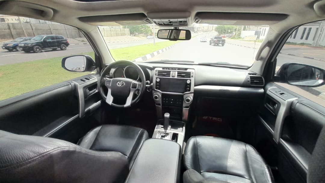 
								FOREIGN STANDARD BOUGHT BRAND NEW 2010 TOYOTA 4RUNNER WITH ORIGINAL CUSTOM DUTY FULLY PAID GOING FOR 20.5M ABUJA DEAL. full									