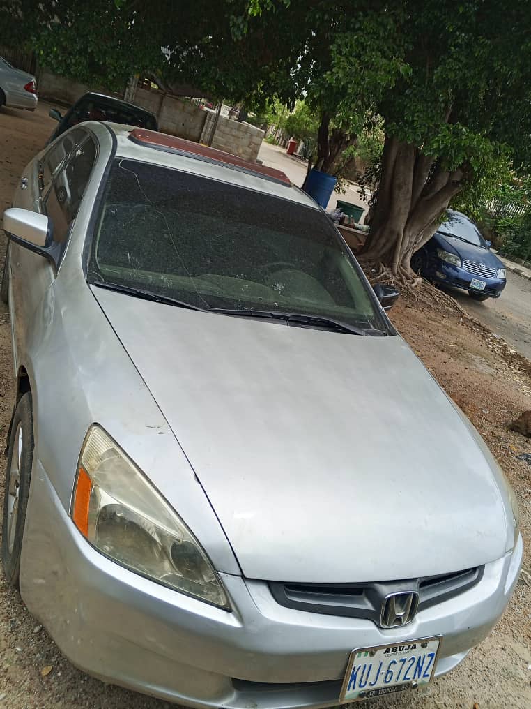 
								Distress distress distress Honda EOD going for 1.9m to the owner buyer settle 100k location kubwa hurry up before u hear sold full									