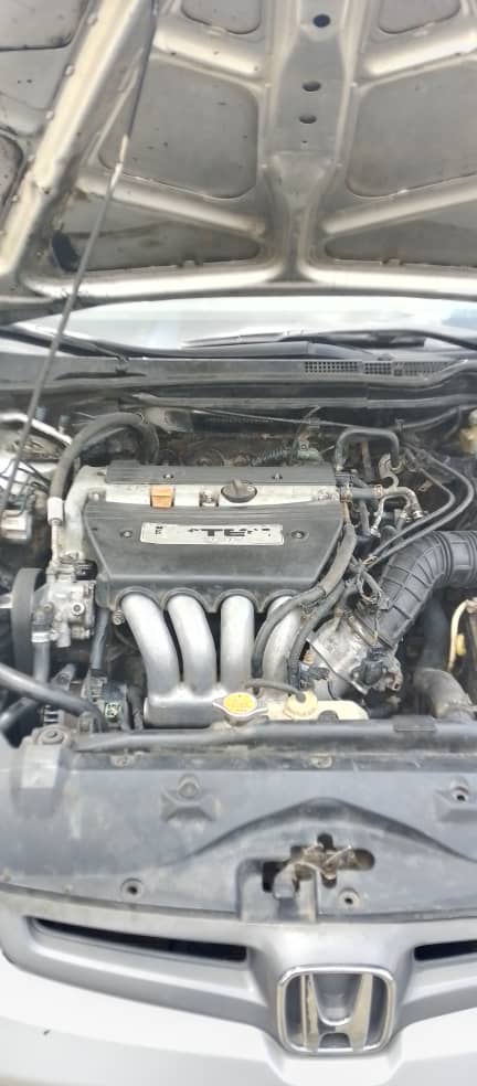 
								Distress distress distress Honda EOD going for 1.9m to the owner buyer settle 100k location kubwa hurry up before u hear sold full									