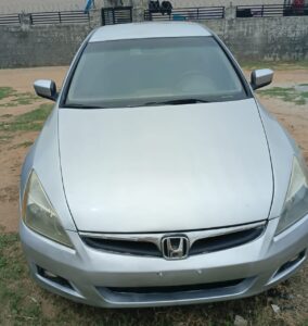 Distress Sales Sharp Honda DC 07 Silent and Untampered Engine  Gear Selection 100% Clean Body ( Interior and exterior) AC needs Attention   Location: Abuja. Price reduce to 2.950m  Extremely Clean Honda Accord DC 2007 Model with engine and gearbox untampered Ac need attention, going for 2.8M Location Abuja Call or dm for inspection and payment.