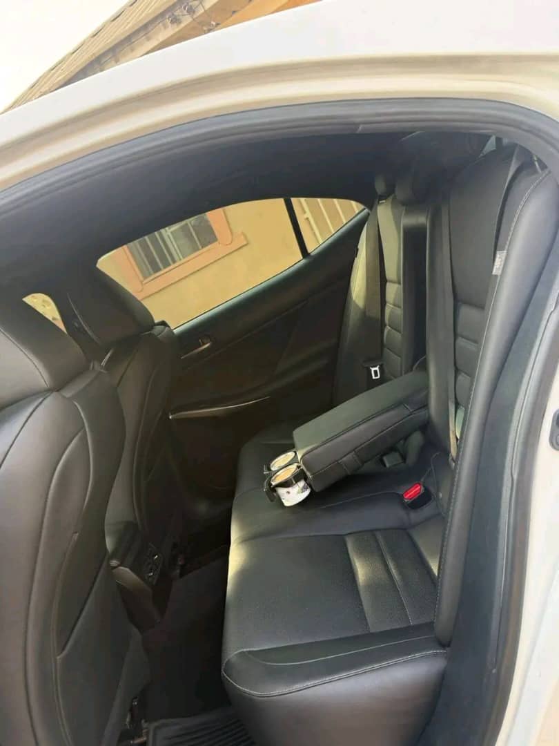 
								Belgium grade 2020 Lexus Is350 With proper documentation… Price: #27m Only . Abuja full									