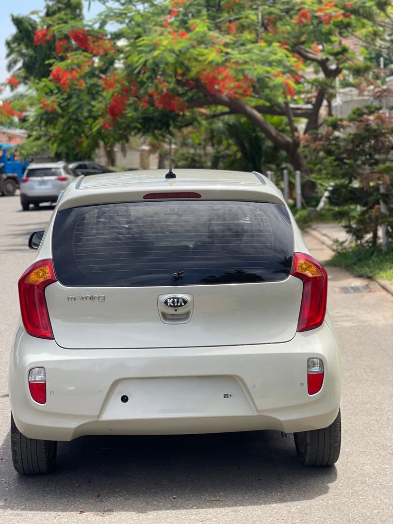 
								Foreign Used Morning Kia 2014 fullest option for just 9.5m Abuja full									