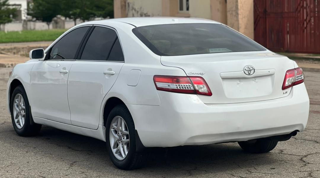 
								Extremely clean Toyota Camry LE 2010 Venza engine for 8.7m Abuja full									