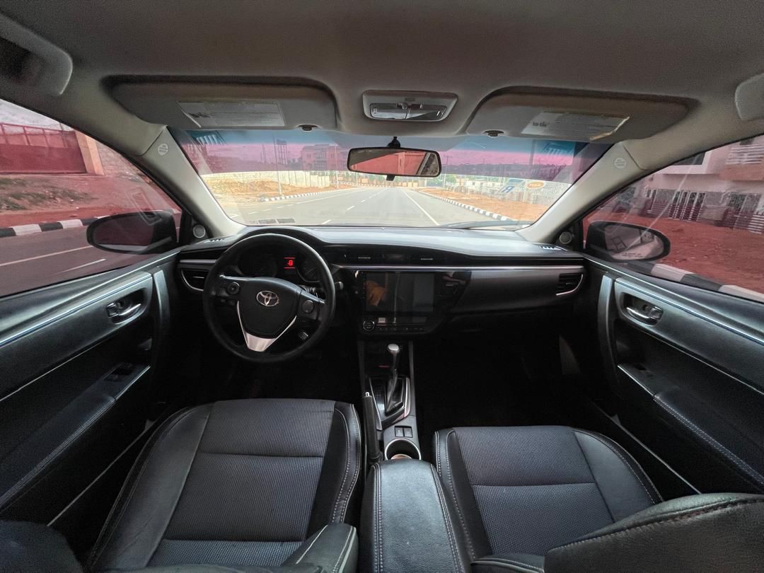 
								Belgium grade 2014 Toyota Corolla sports with untampered engine and gear for 10M buy and drive Location Abuja full									