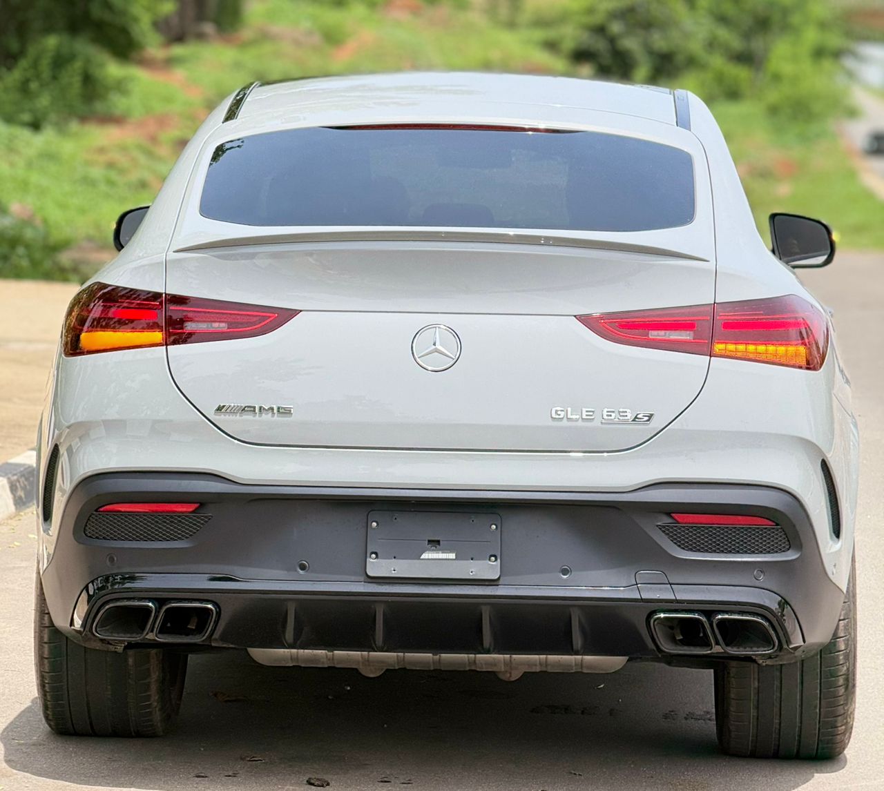 
								2024 MERCEDES BENZ GLE63s AMG—NO INTRO NEEDED. Foreign used. Coupe shape. AmG Machinto, luxury on steroids, presence you can’t ignore.  N345m- IF YOU CAN,  YOU SHOULD. LOCK IT IN NOW   AbuJa LoKaTioN📍 full									