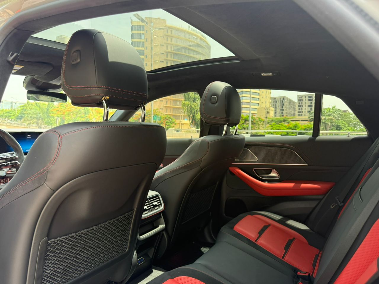 
								2024 MERCEDES BENZ GLE63s AMG—NO INTRO NEEDED. Foreign used. Coupe shape. AmG Machinto, luxury on steroids, presence you can’t ignore.  N345m- IF YOU CAN,  YOU SHOULD. LOCK IT IN NOW   AbuJa LoKaTioN📍 full									